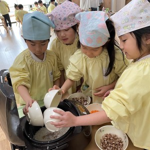 食育《炊き込みご飯を作ろう》